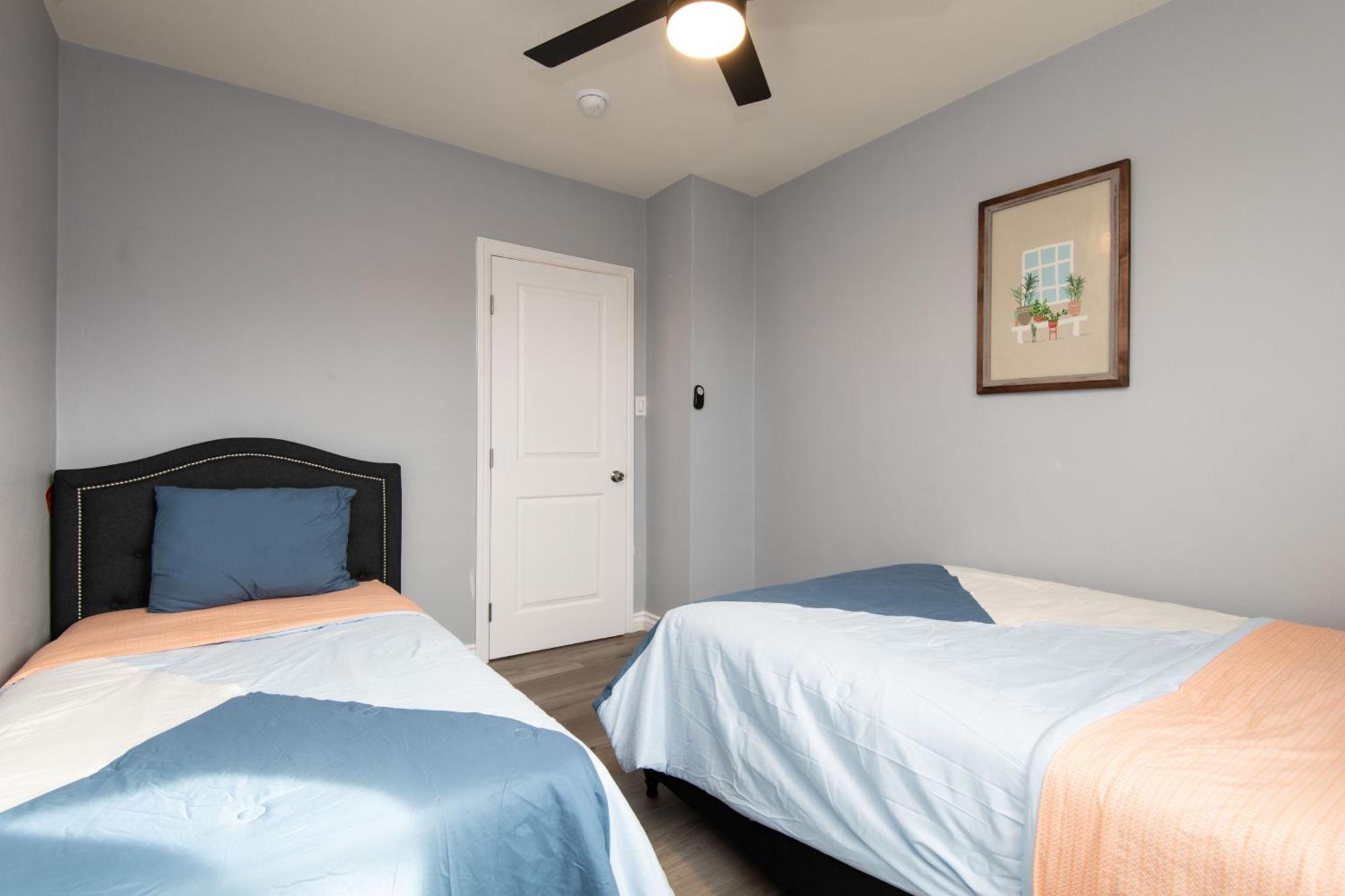 3bedroom 2bath Unit Complementary Parking Onsite